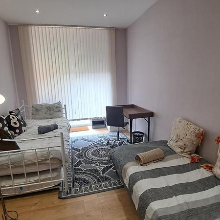 Comfy Fenia Stay London Kültér fotó