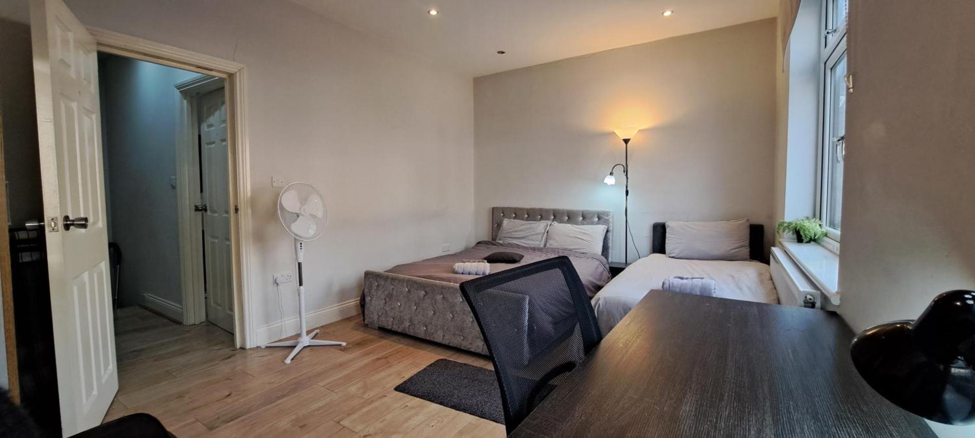 Comfy Fenia Stay London Kültér fotó