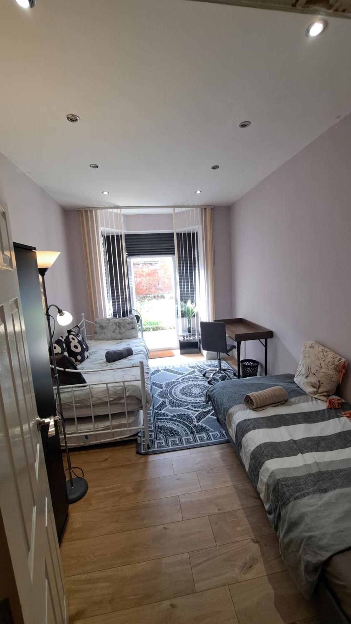Comfy Fenia Stay London Kültér fotó