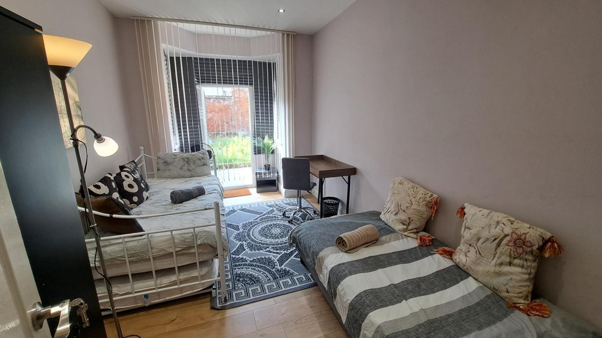Comfy Fenia Stay London Kültér fotó